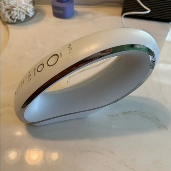 Cellulite Reducing Device - White